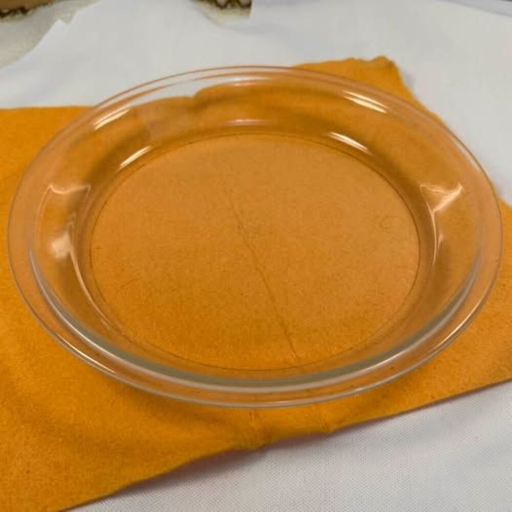 Pyrex 10 Inch Glass Pie Plate 210